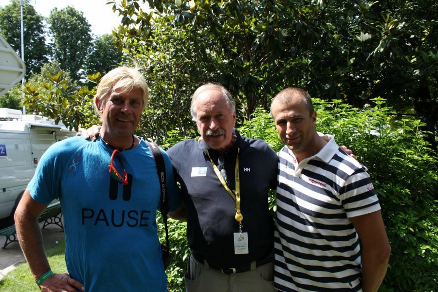 Geir og Raymond var med på Oslo-Paris 2012 på TV2. Her sammen med ekspertkommentator Johan Kaggestad